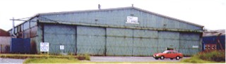 T 1 Hanger